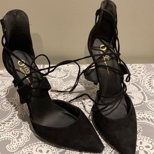 Black Lace Up Closed Toe Heels